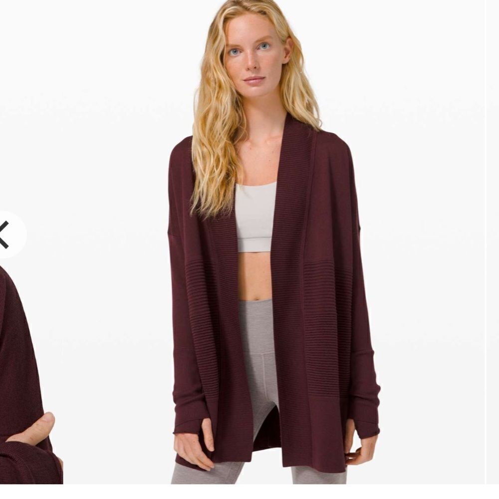 Lululemon Sit in Lotus Wrap II Size 8